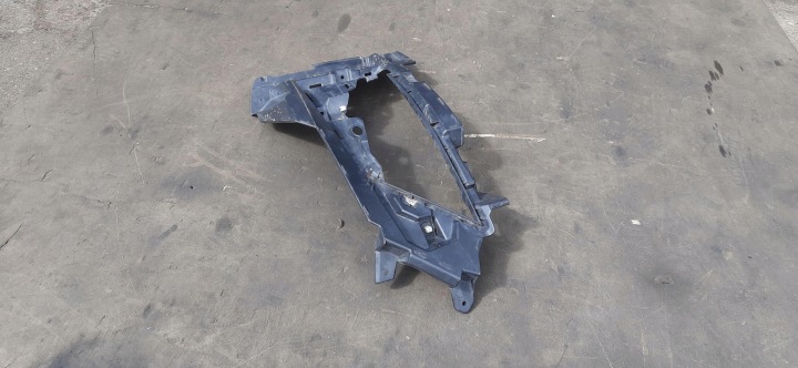 GLISSIÈRE FIXATION HALOGÈNE DROIT SEAT LEON III 5F0807350