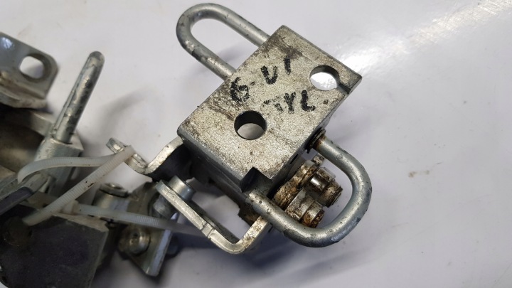 CHARNIÈRE PORTES DROIT GAUCHE ARRIÈRE VW GOLF VI