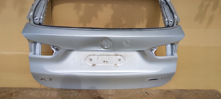 COUVERCLES DE COFFRE COUVERCLES DE COFFRE ARRIÈRE ARRIÈRE BMW X1 F48 15-22ROK ORIGINAL