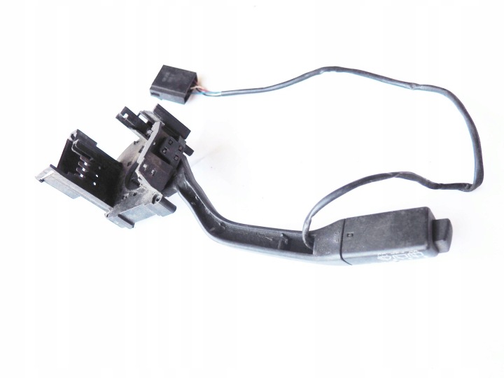 333953503A COMMUTATEUR ESSUIE-GLACES VW PASSAT B3