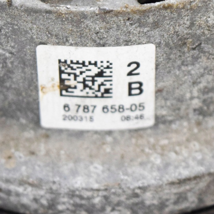 BMW 4 F32 F33 2015 DROITE CÔTÉ SUPPORT FIXATION MOTEUR