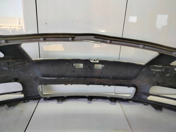 TOYOTA AVENSIS II 2 T25 03-06 PARE-CHOCS AVANT AVANT