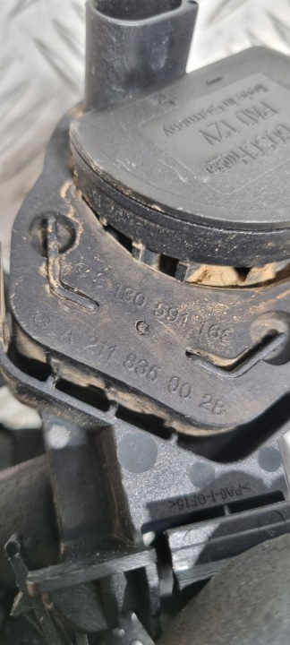 MERCEDES W247 H247 TUYAU FIL TUYAU POMPE EAU A2475066100 A2118350028