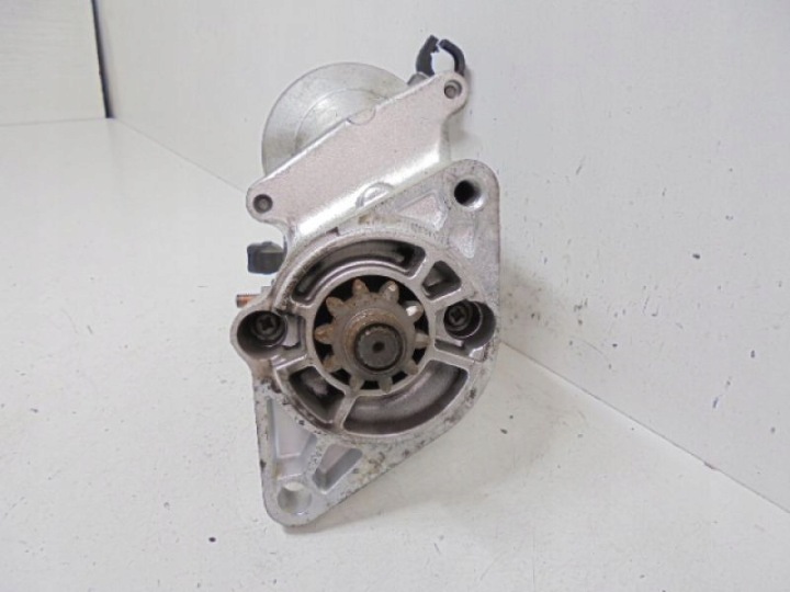 YARIS I DÉMARREUR 28100-33050 1,4D4D 428000-0570