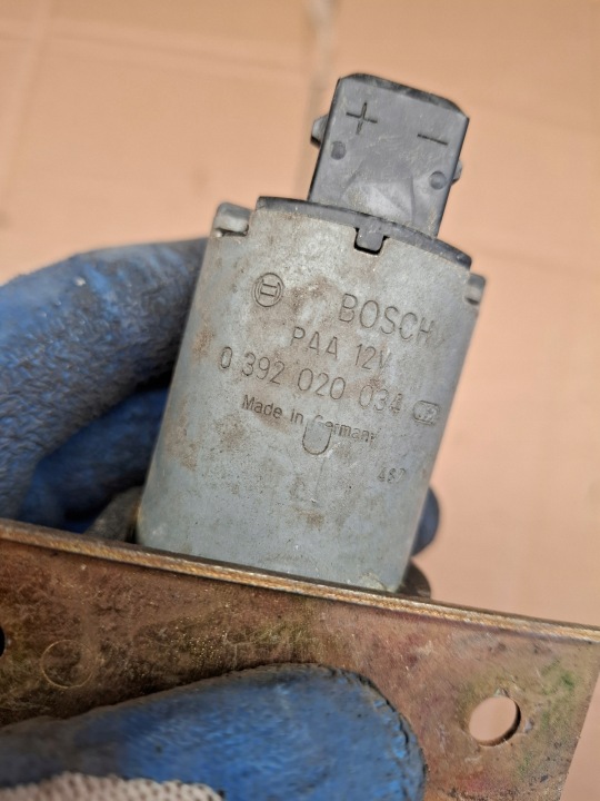 POMPE À EAU SUPPLÉMENTAIRE FERRARI 612 SCAGLIETTI F137