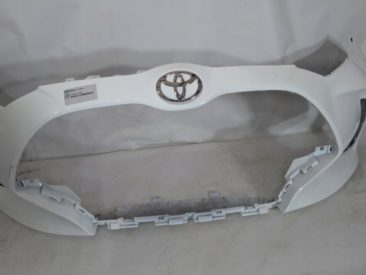 PARE-CHOCS AVANT TOYOTA YARIS IV 4 52119-0DA00