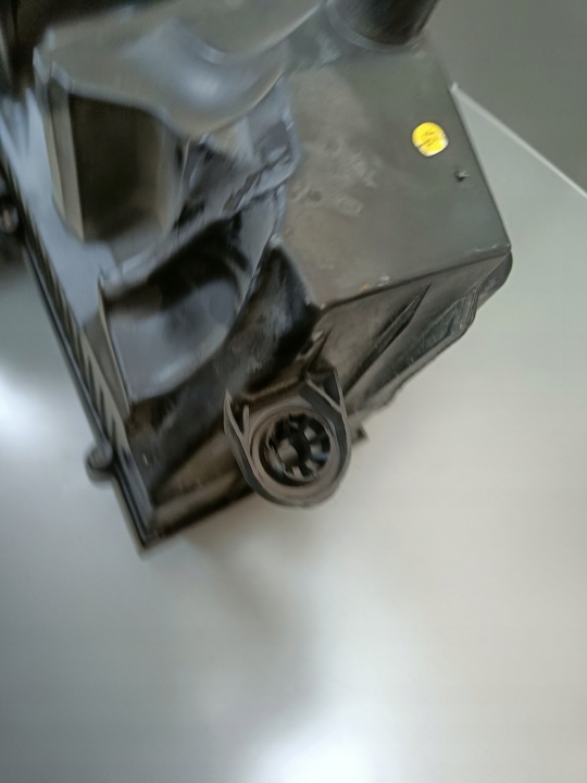 CHÂSSIS FILTRE AIR 2.0 TDI VW SHARAN TIGUAN SEAT AUDI SKODA 7N0129601