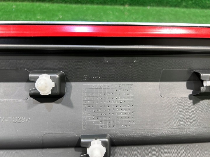 VW TIGUAN I LIFT 5N0 MOULURE PORTES DROIT AVANT AVANT DROITE 5N0854940D