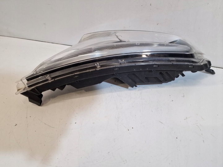 PHARE DROIT AVANT NISSAN JUKE F15 LIFT 26120-BV80D