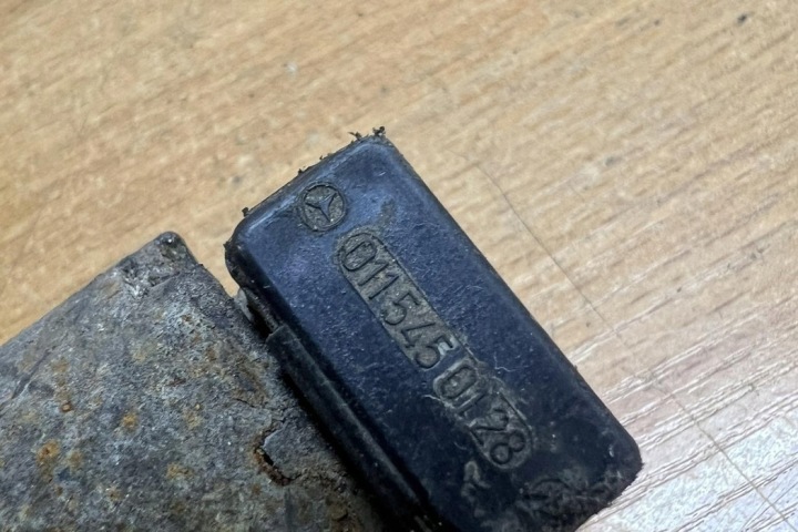 ÉLECTRIQUE AUXILIAIRE POMPE LIQUIDE CHLODZACEGO/WODY MERCEDES-BENZ C (W202)