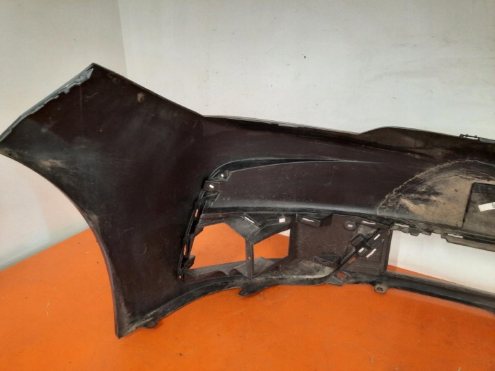 PARE-CHOCS AVANT AVANT TOYOTA COROLLA E16 LIFT