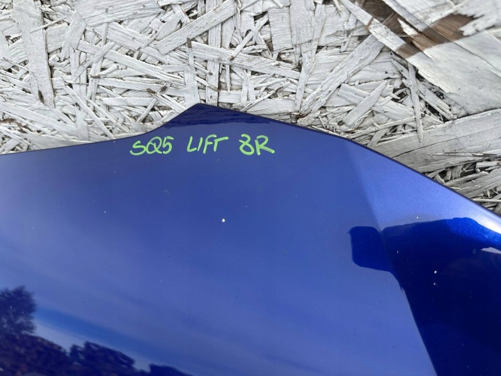 SQ5 8R LIFT CAPOT AVANT AVANT BLEUE LY5Q