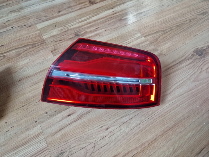 ENSEMBLE ARRIÈRE PHARE VERS AUDI A8 D4 LIFT 2014 VERS 2017