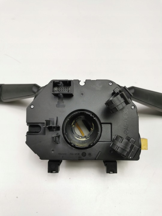 COMMUTATEUR COMPOSITE CAOUTCHOUC FIAT PANDA LANCIA YPSILON OE 735622185