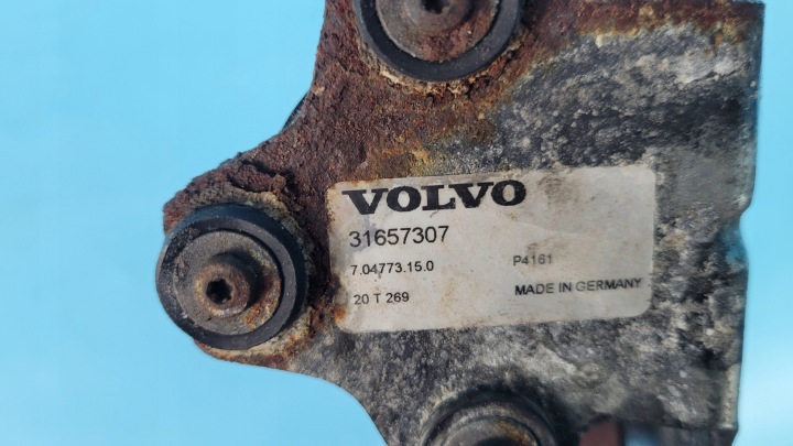 VOLVO XC90 II 20R 2.0 POMPE CIRCULATION EAU FIXATION 31657307