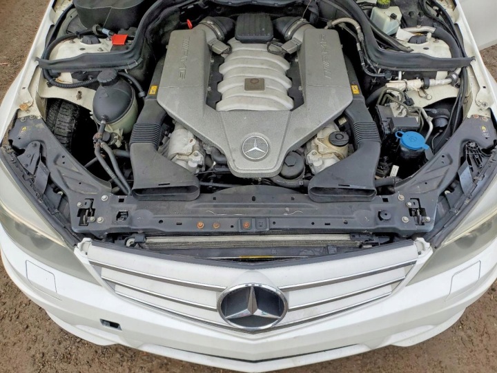 TOUTES PIÈCES SUSPENSION ROUES MERCEDES C W204 63 AMG 650 ARCTIC WHITE