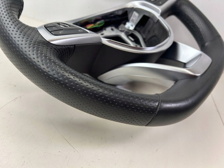 VOLANT MERCEDES-BENZ CLASSE E COUPÉ 2018 A0004607701
