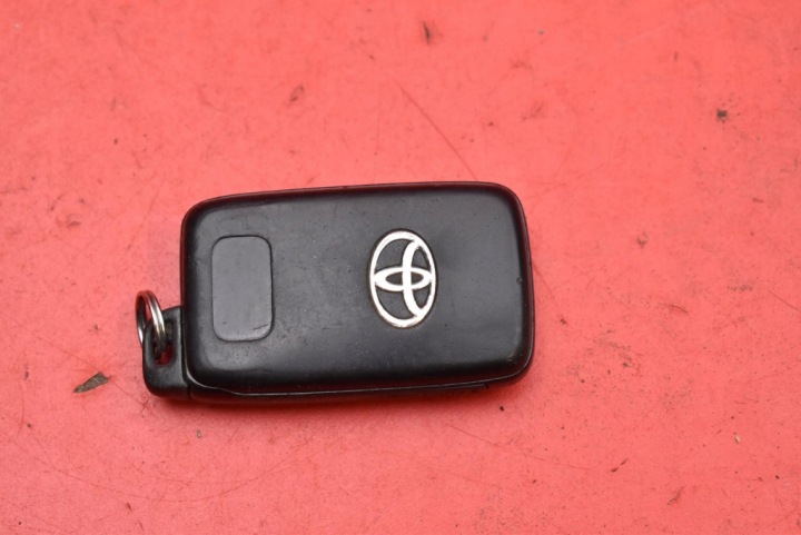 CLÉ BOUTON START/STOP TMIMB-1C1 TOYOTA AVENSIS 3 III T27 09-11