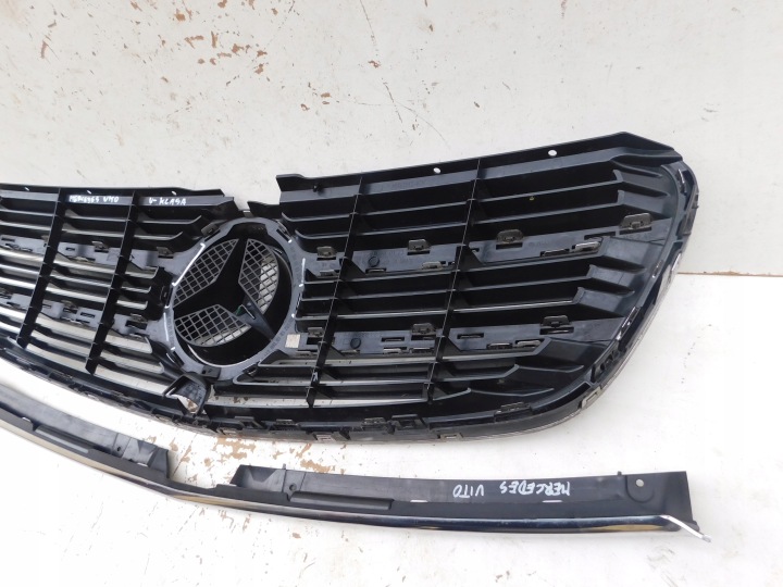 GRILLE MERCEDES V-KLASA VITO 14- SOUS CAMÉRA ORIGINE
