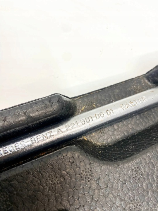 ÉLÉVATEUR MERCEDES-BENZ SL (R230) A2215810001 5.5L GASOLINE 285KW 2006