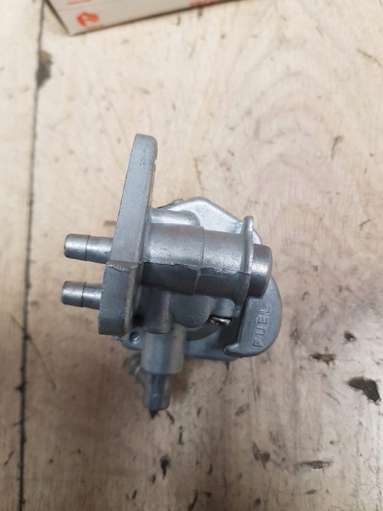 ROBINET CARBURANTS SUZUKI FA50 44300-02261