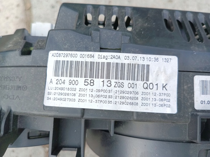 MERCEDES W204 2.2 CDI LIFT COMPTEUR TABLEAU DE BORD 2049005813 UK