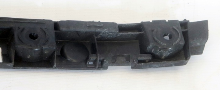 SKODA SUPERB III UNIVERSEL GLISSIÈRE FIXATION PARE-CHOCS DROIT ARRIÈRE 3V9807394 J-7030