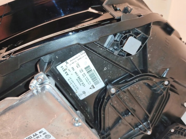 ENSEMBLE PHARES AVANT ENSEMBLE PORSCHE CAYENNE (9Y0 9Y3) 9Y0941077N