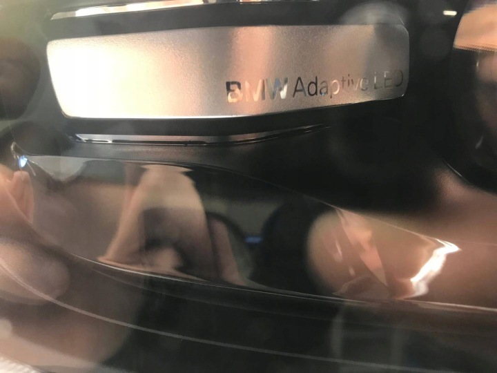 PROJECTEUR GAUCHE CÔTÉ BMW I3 90073022