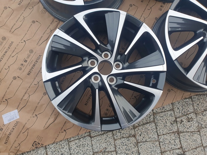 LEXUS CT LLANTAS DE ALUMINIO 16X6J ET45 5X114,3 