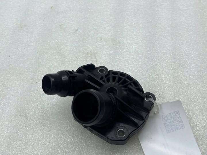 BMW X1 F48 F49 2020 CHÂSSIS THERMOSTAT