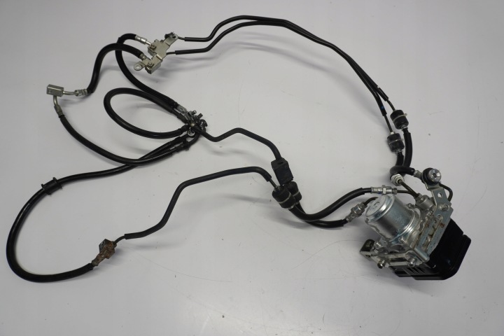KAWASAKI ZZR-1400 05-11 POMPE ABS CONDUITES DE DÉRIVATION