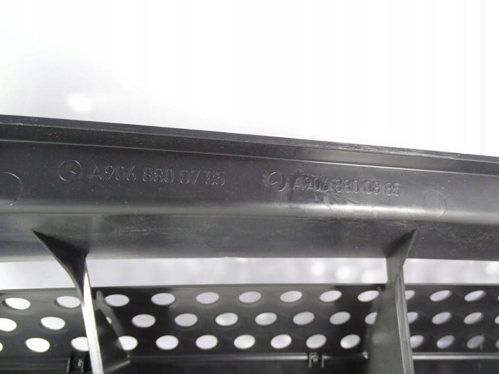 GRILLE CALANDRE RADIATEUR MERCEDES SPRINTER 906 A906 W906 LIFT (NR-26)