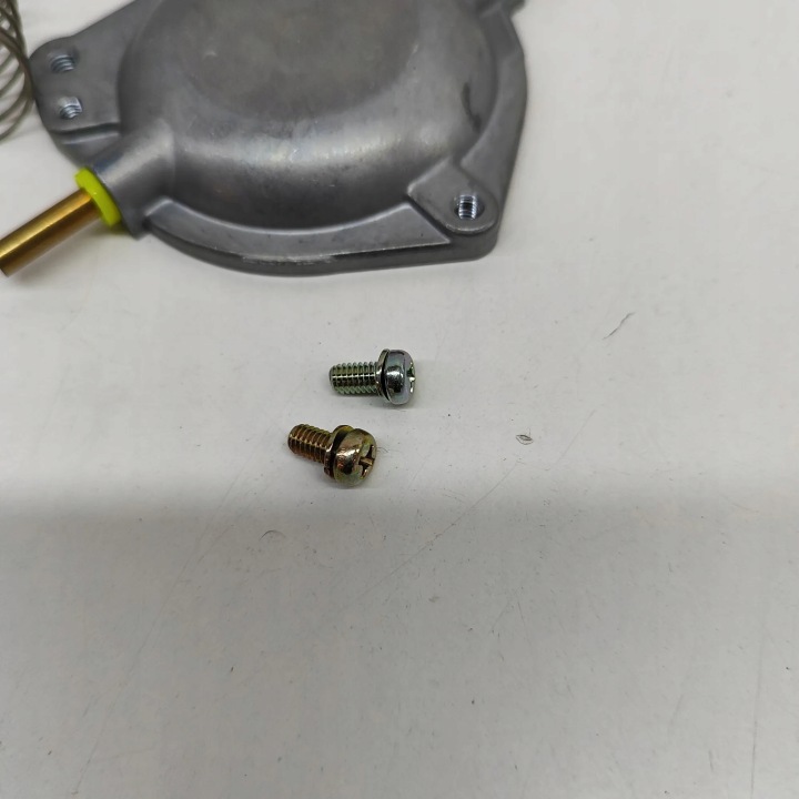 AUTRE PIÈCES CHAMBRES MOTEUR AUDI 100 AVANT (43, C2) 035129061F 24398845 1981