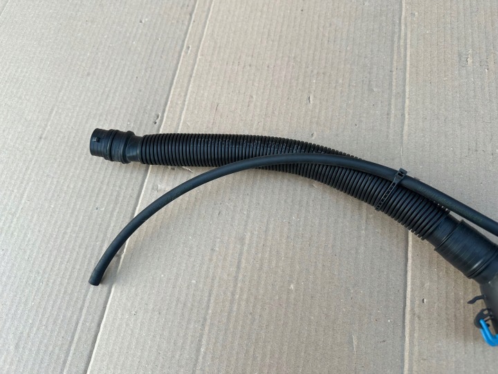 BMW 2 F45 ENTRÉE TUYAU RÉSERVOIR LAVE-GLACES 7301629