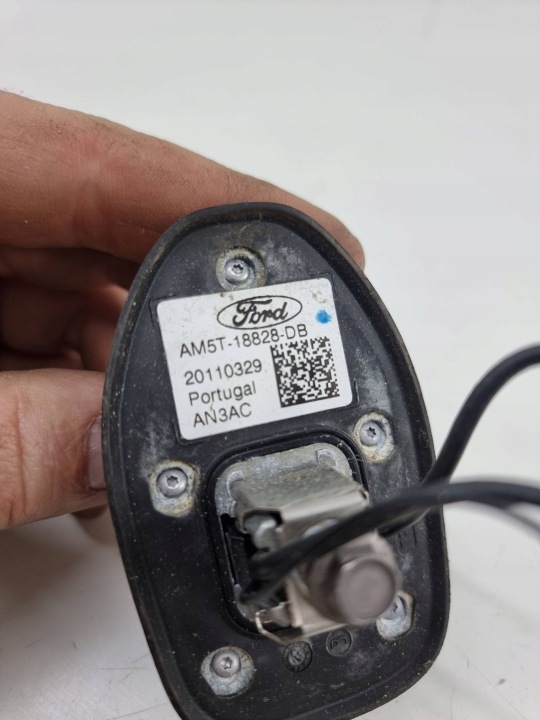 FORD GALAXY 2011 ARRIÈRE ANTENNE RADIO