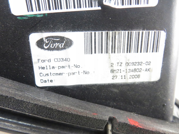 PHARE DROITE ARRIÈRE COUVERCLES DE COFFRE FORD S-MAX I 6M2113A602AK