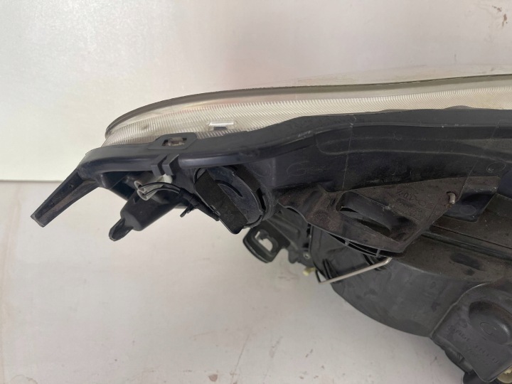 PROJECTEUR PHARE GAUCHE ORDINAIRE VOLVO XC60 XC-60 08- I 1