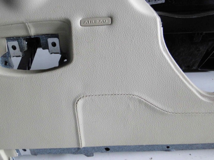 MERCEDES E CLASSE 212 LIFT CONSOLE PLANCHE CUIR MARRON