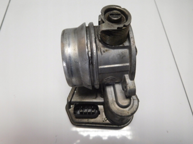 BMW 3 E90 E91 E92 2.0D N47D20C PAPILLON DES GAZ 780437301