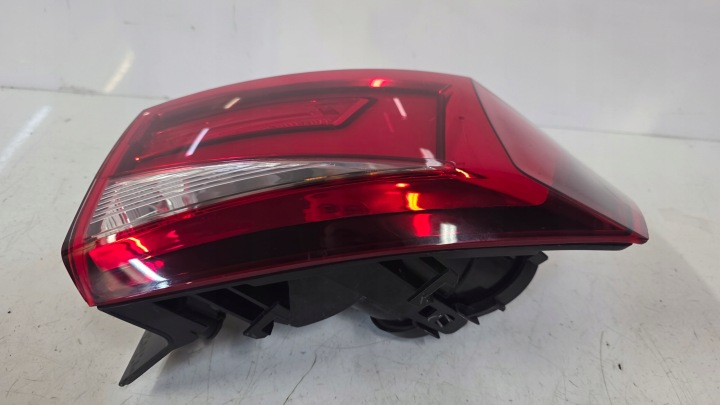PHARE ARRIÈRE DROITE ARRIÈRE SEAT ATECA LED