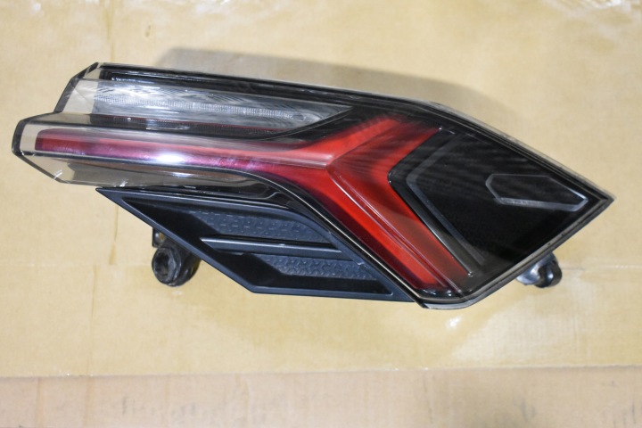 PARFAIT PHARES ARRIÈRE ARRIÈRE JEU EUROPE LAMBORGHINI URUS 1