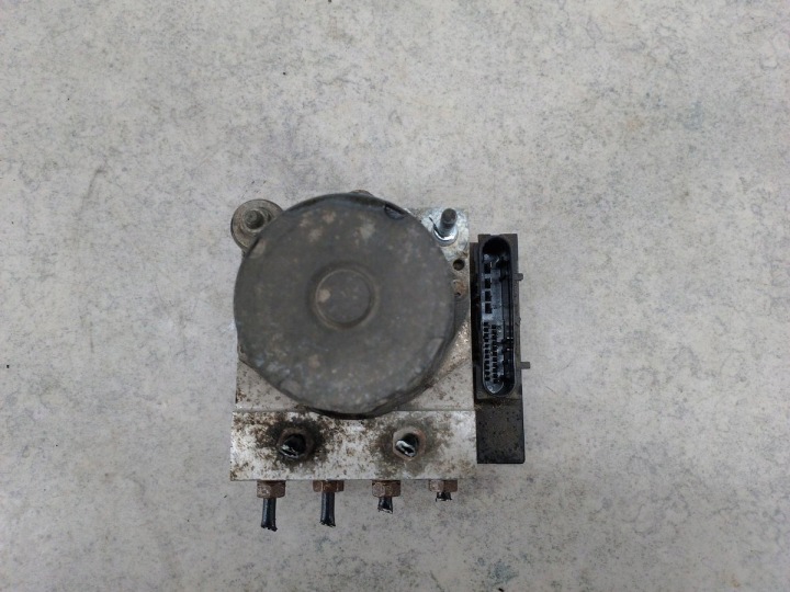 POMPE ABS OPEL CORSA D 13277813 0265230285 0265950402 BOSCH 1.0 12V