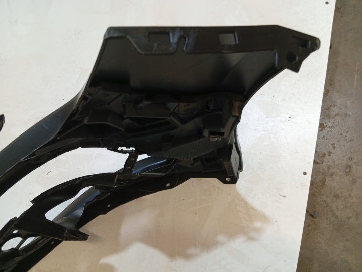 PARE-CHOCS RENAULT MEGANE IV 16+ AVANT NR M266