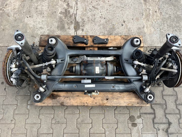 MERCEDES C63S AMG W205 DIFFÉRENTIEL CHÂSSIS ARRIÈRE BRAS DE SUSPENSION AMORTISSEUR ENSEMBLE ORIGINAL