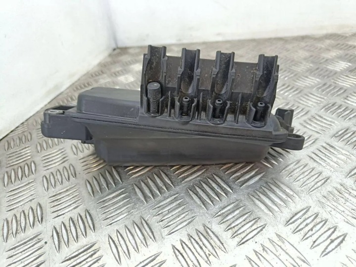 RÉSERVOIR VACUUM MERCEDES-BENZ C (W204) A6510700568 2.14L DIESEL 2012