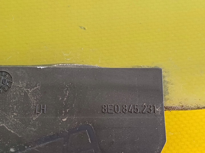 VITRE DE PORTIÈRE GAUCHE AVANT AUDI A4 B6 5D UNIVERSEL NR178