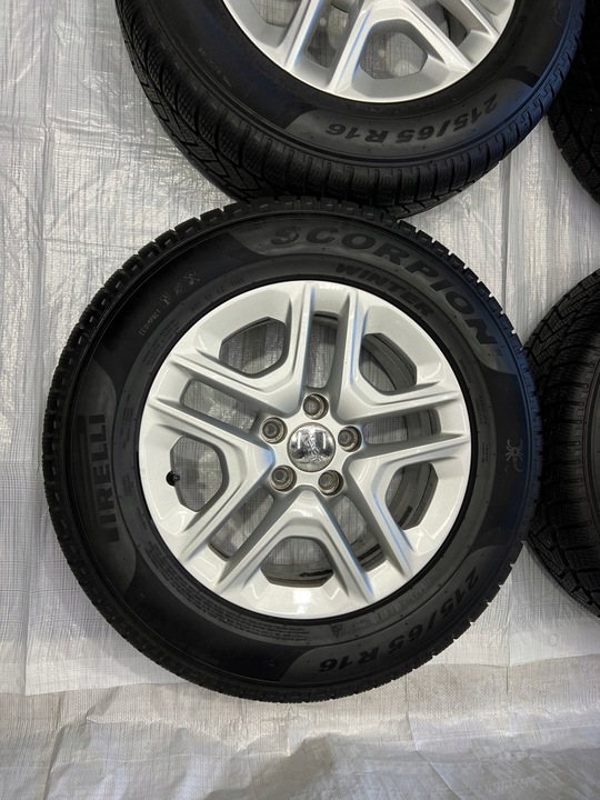 JEEP COMPASS II LLANTAS R16 215/65 R16 INVIERNO 