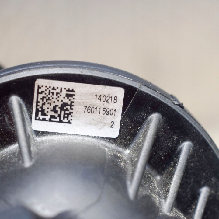BMW 5 F10 F11 2014 THERMOSTAT