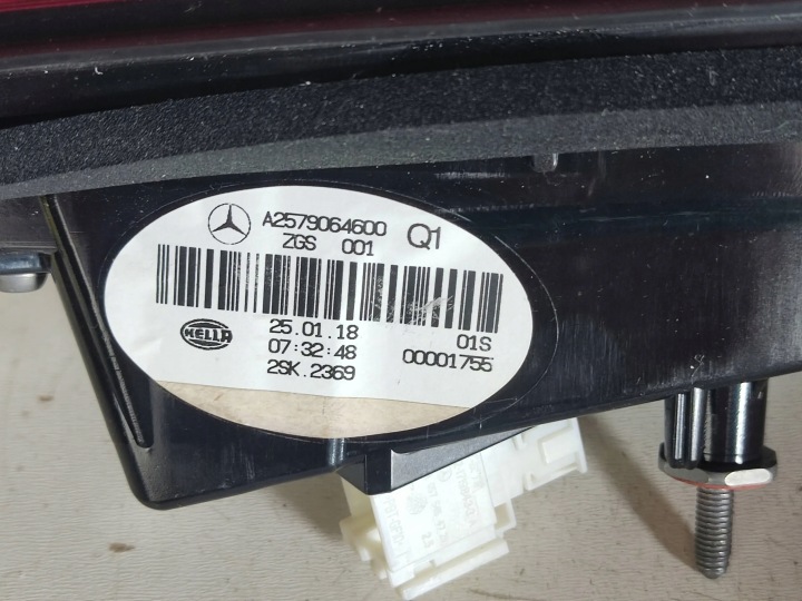 MERCEDES-BENZ CLS W257 2018 PHARES ARRIÈRE COUVERCLES DE COFFRE COUVERCLES DE COFFRE